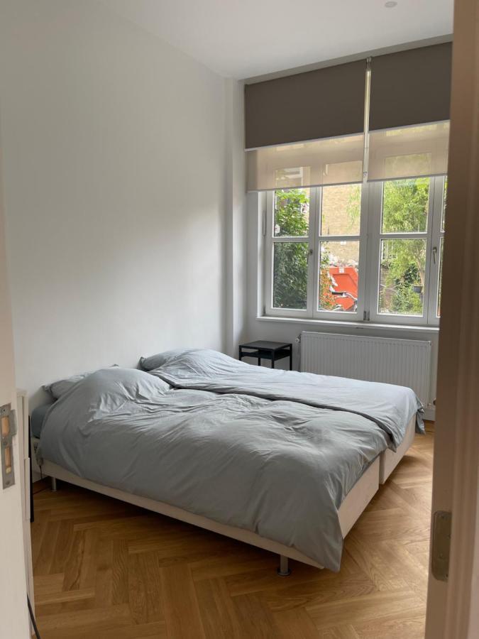 Canal House In Historic City Center Gouda Esterno foto