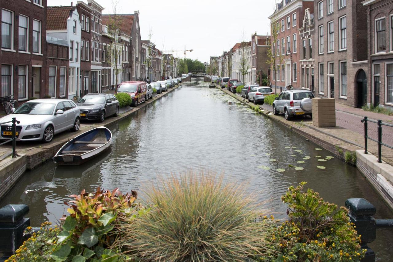 Canal House In Historic City Center Gouda Esterno foto
