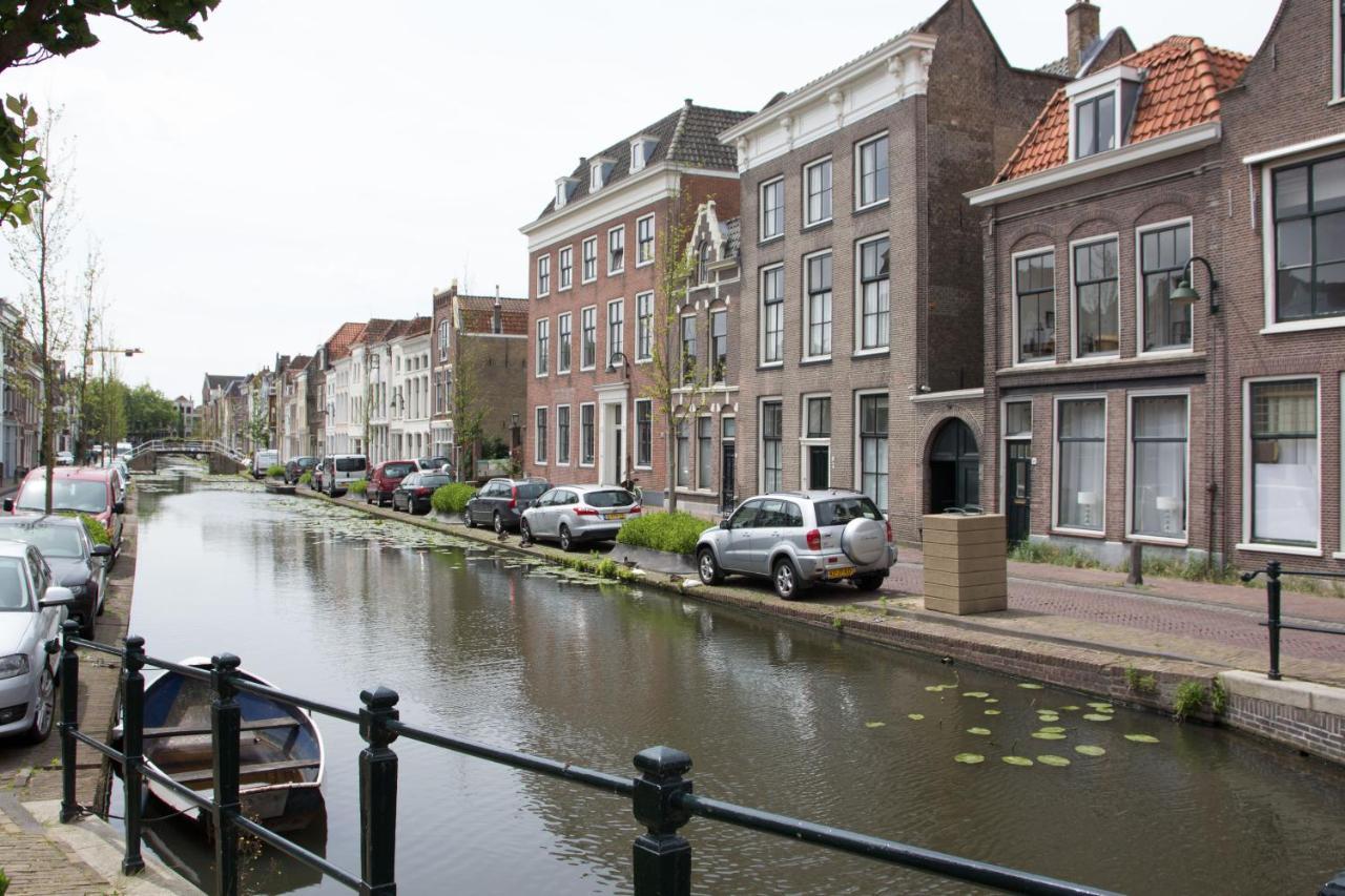Canal House In Historic City Center Gouda Esterno foto
